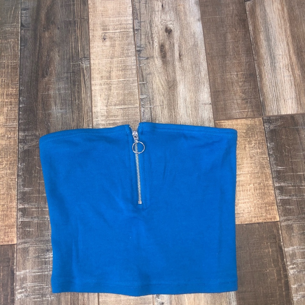 Blue strapless top